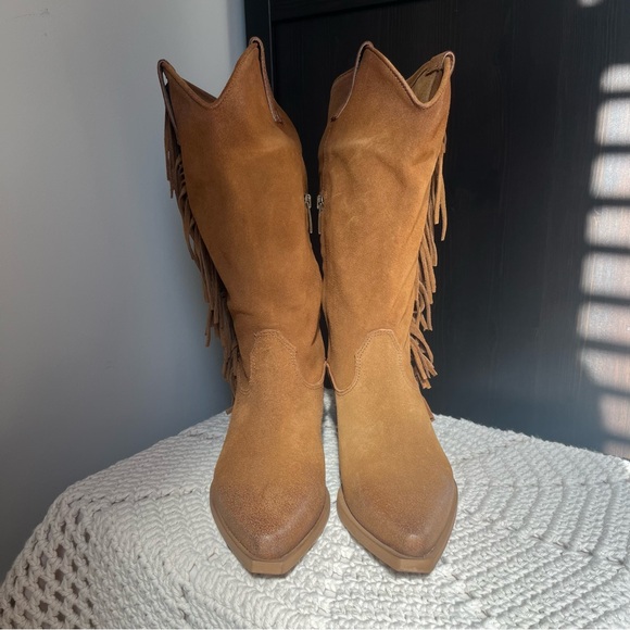New in Box Sundance Dove Canyon Boots, Tan Suede size 40 EUR / 9 US - Picture 5 of 14